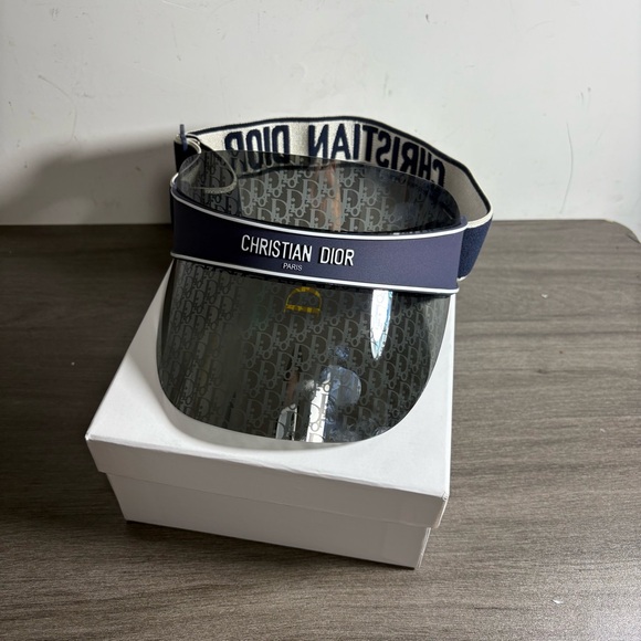 Dior Men’s Navy and Black Christian Dior Visor - Picture 4 of 5